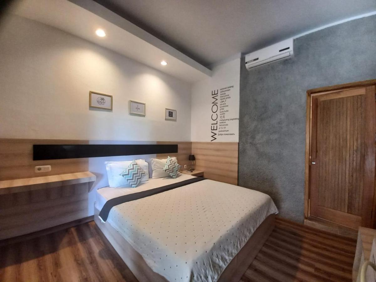 Lawaka Hotel Ampana Kültér fotó
