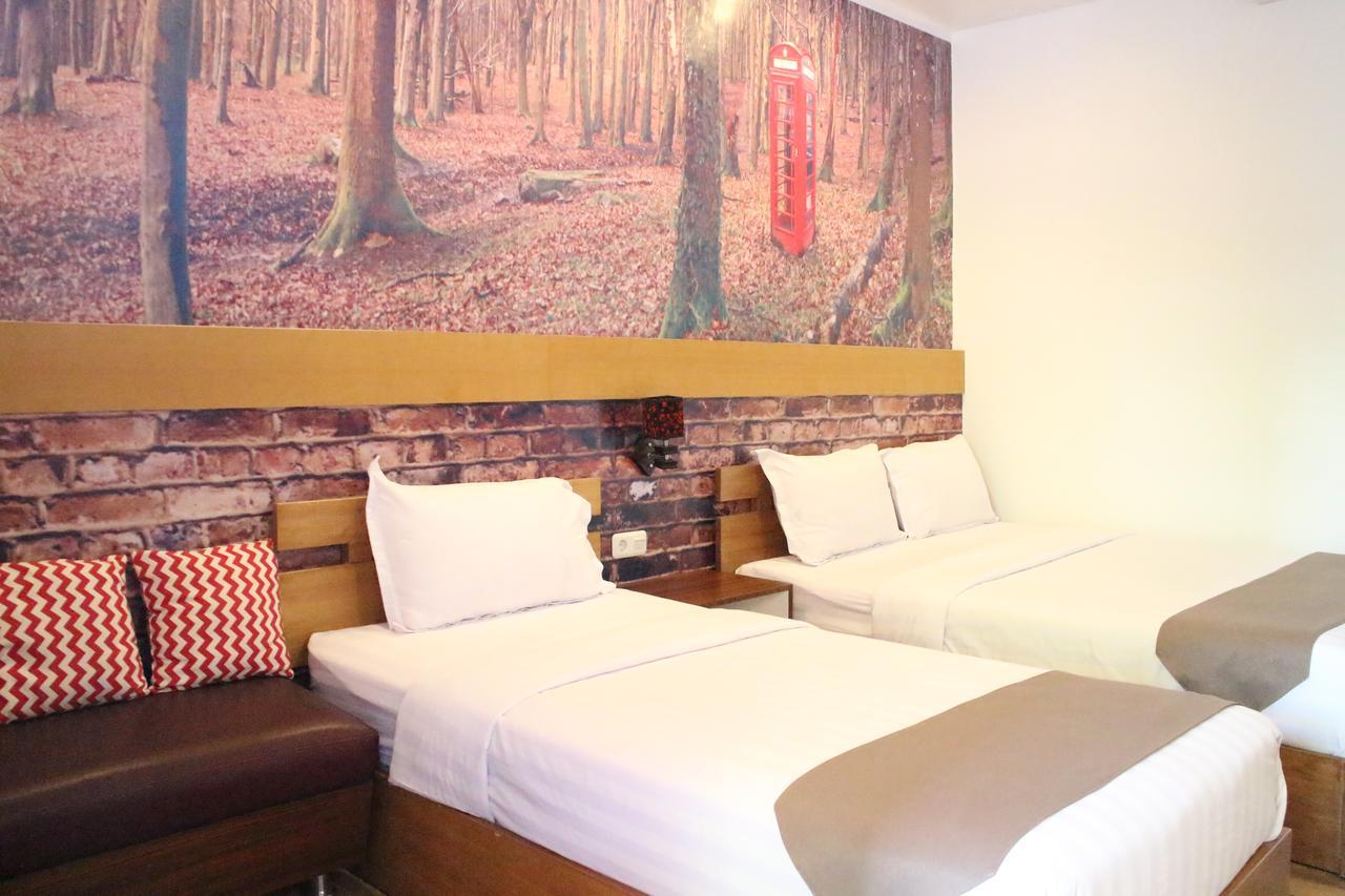 Lawaka Hotel Ampana Kültér fotó